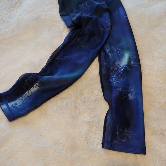 Calia Black with blue mesh cutouts leggings size medium - Picture 7 of 9